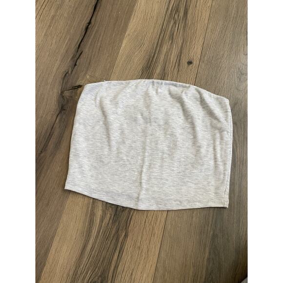 NEW The Foxy Kind She’s Cute Gray Strapless Ribbed Crop Tube Top Size Medium - Picture 2 of 6